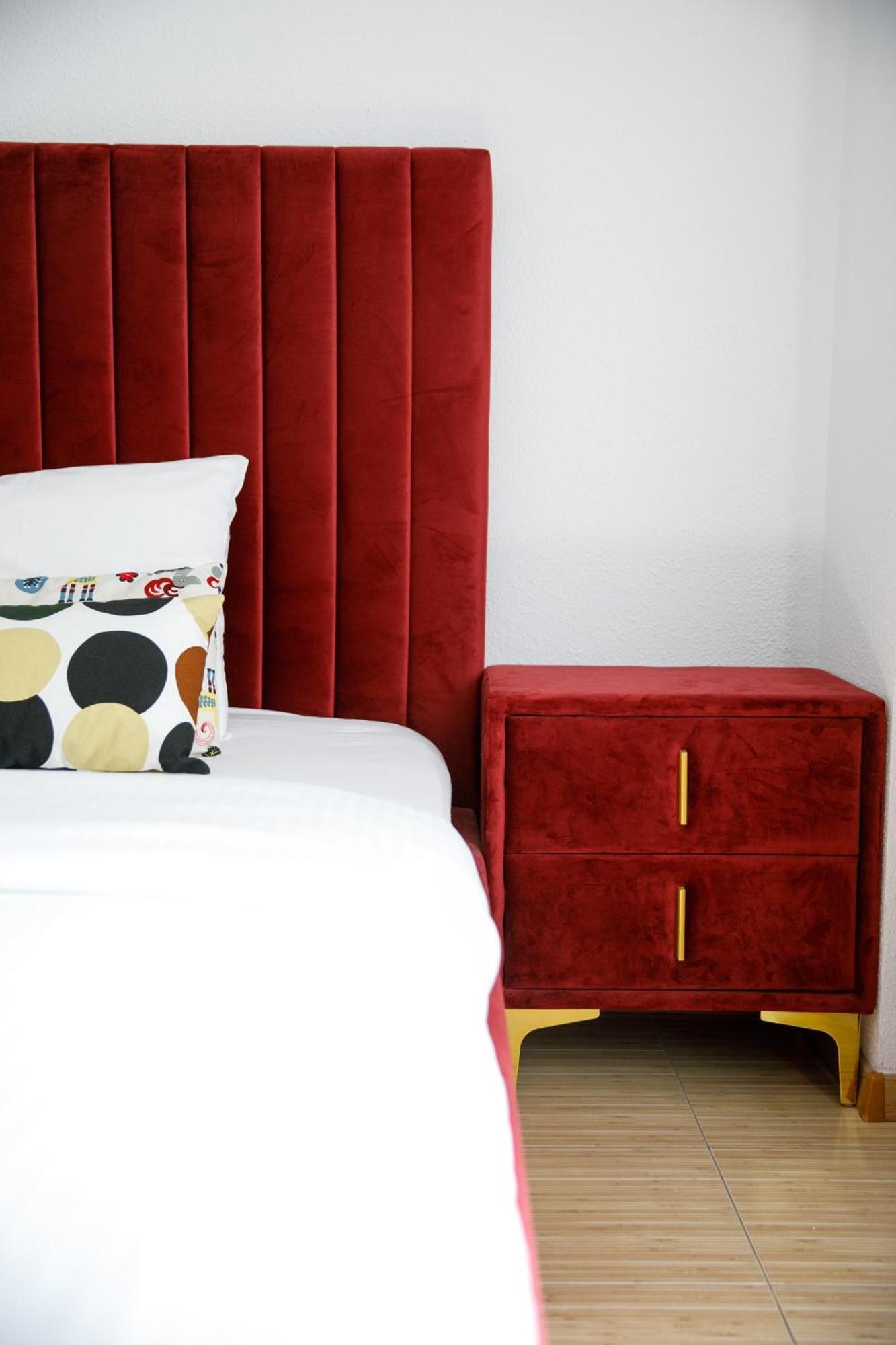 Color Apartments Corneliu Coposu No3 Bukares Bagian luar foto