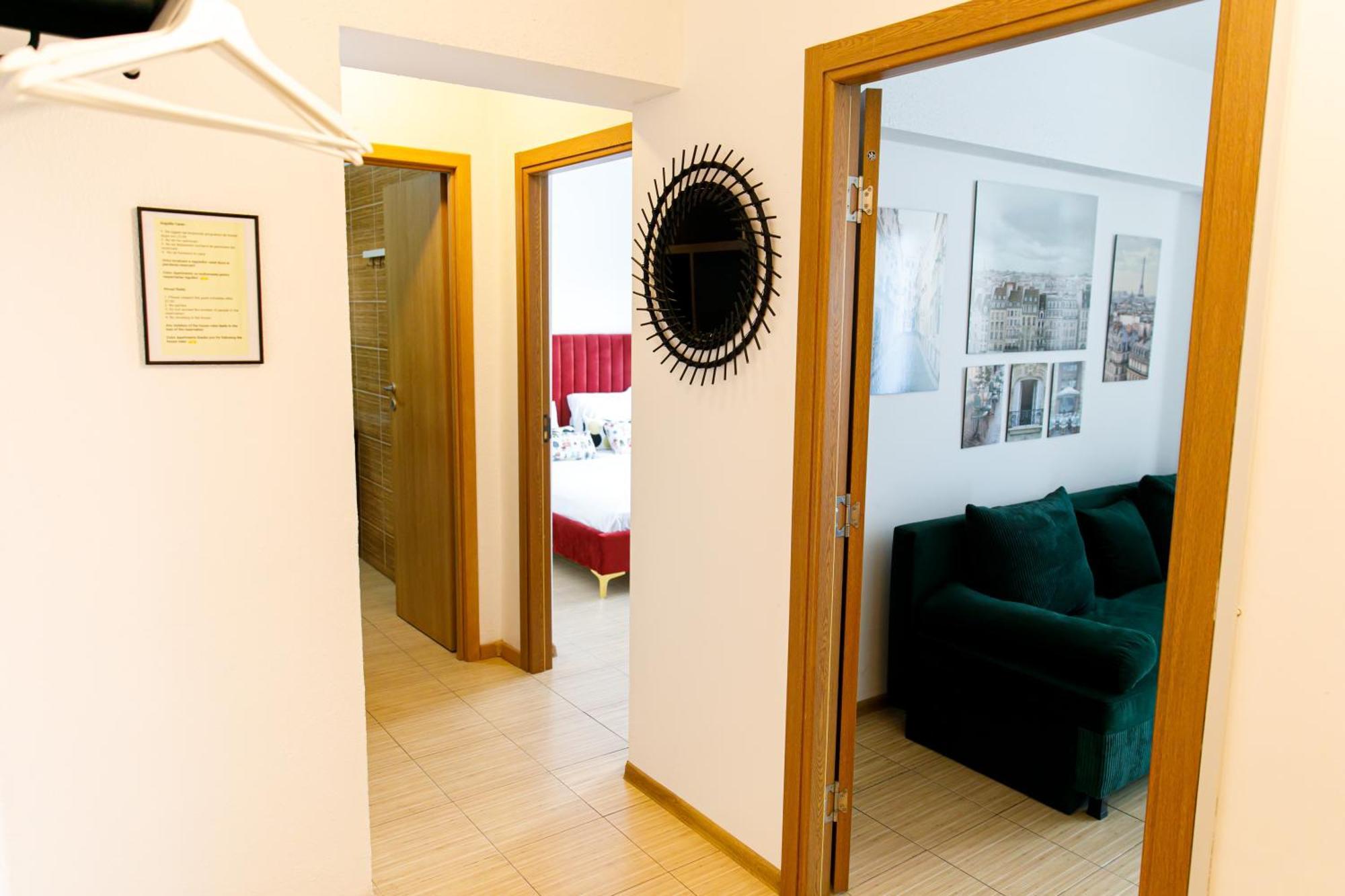 Color Apartments Corneliu Coposu No3 Bukares Bagian luar foto
