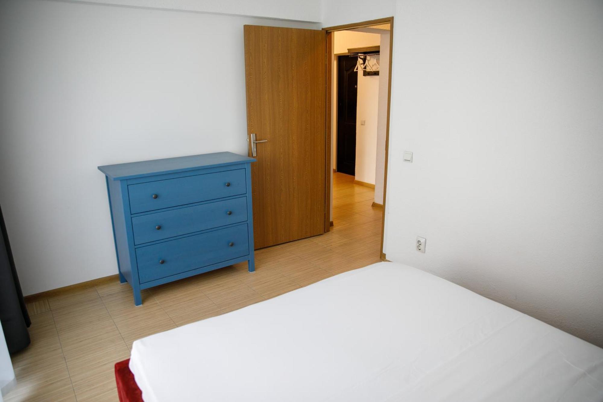 Color Apartments Corneliu Coposu No3 Bukares Bagian luar foto